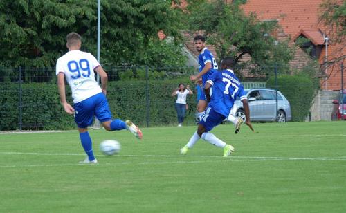 FCU Craiova îi întâlnește pe slovenii de la NK Bravo, locul 5 în prima ligă sezonul trecut, într-un meci amical. Partida e programată la ora 19:30 și poate fi urmărită în format liveTEXT pe GSP.ro.