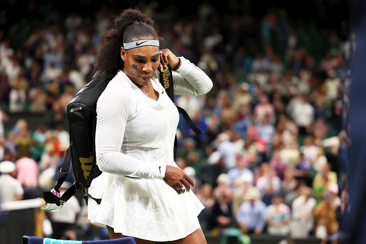 De ce a purtat Serena Williams plasturi negri pe obrazul drept în primul tur la Wimbledon 2022