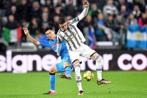 Kim Min-jae, în albastru // foto: Guliver/gettyimages