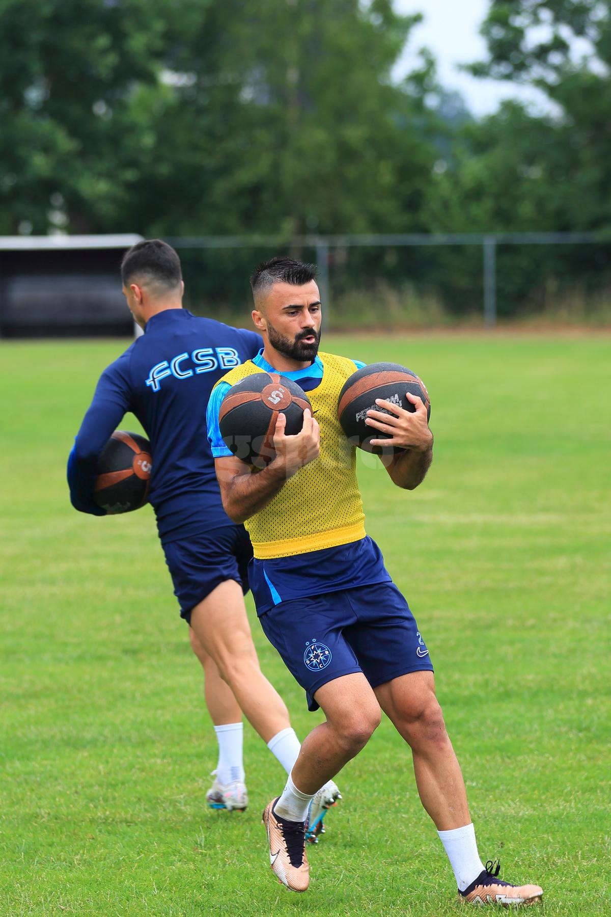 Noul transfer de la FCSB ajunge sâmbătă în cantonament