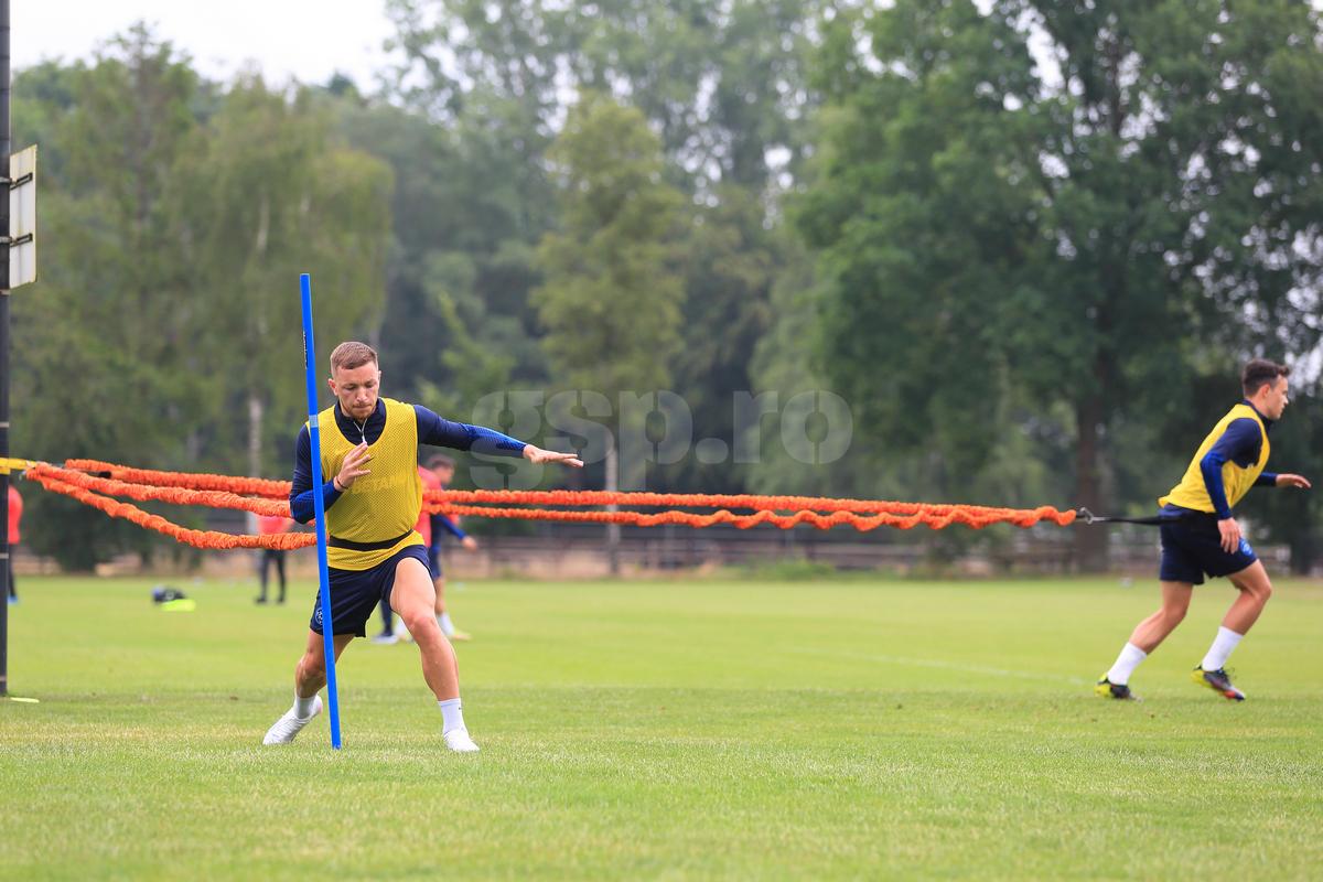 Noul transfer de la FCSB ajunge sâmbătă în cantonament