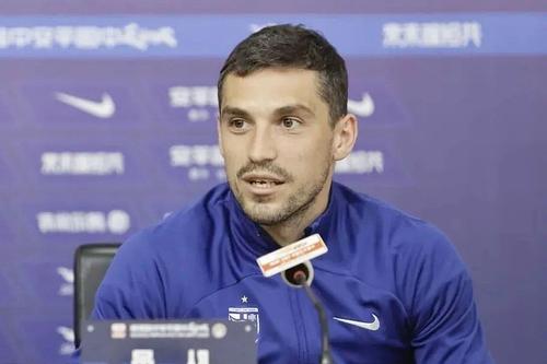 Nicolae Stanciu se revoltă în China. Foto: Instagram