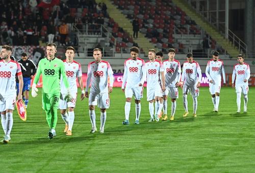 Valentin Borcea, cu numărul 18 / FOTO: Imago