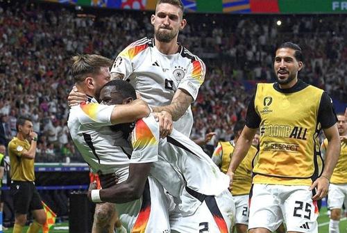 Dilema întregii Germanii: să înceapă Niclas Fullkrug titular?