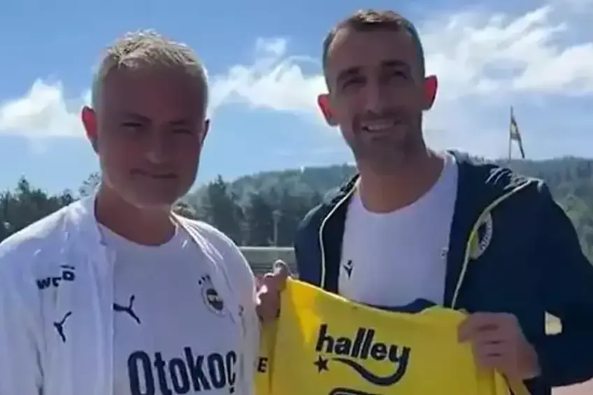 Jose Mourinho și Mehmet Topal, înainte de Fenerbahce - Petrolul