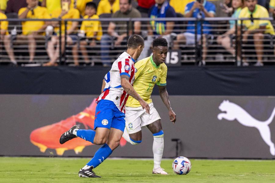 Vinicius Junior în meciul cu Paraguay, scor 4-1 / Foto: Imago Brazilia, victorie categorică în fața Paraguayului la Copa America » Vinicius a făcut scandal după meci: „Spune că vorbim prea mult”