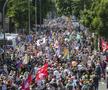 100.000 de protestatari au paralizat Germania în plin EURO 2024! Poliţiştii au folosit spray-uri cu piper şi bastoane de cauciuc