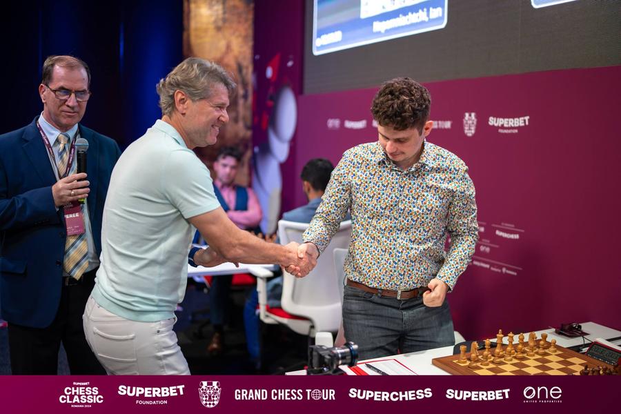 A doua rundă a Superbet Chess Classic România 2024 s-a încheiat cu o singură victorie și patru remize
