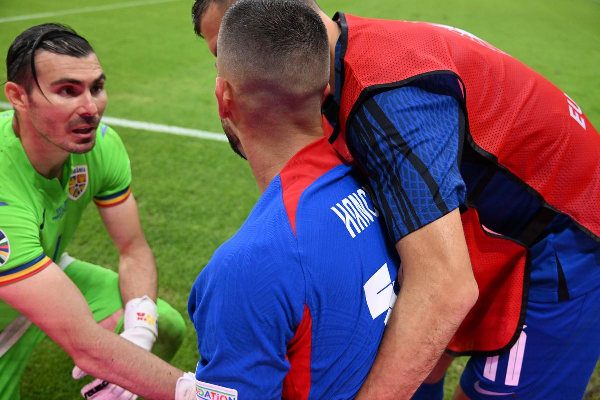 Olandezii sunt impresionați de povestea unui „tricolor”: „A lucrat la fabrică, iar acum e cel mai bun la Campionatul European!”