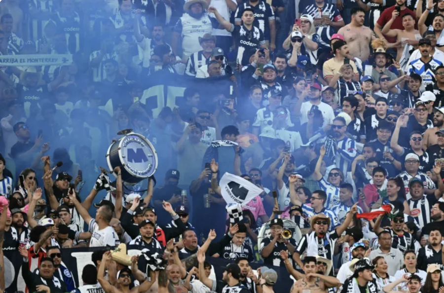 Suporterii „Rayados”, în timpul partidei dintre Monterrey și Inter de la Campionatul Mondial al Cluburilor (1-1) Gianni Infantino, mesaj de susținere pentru echipa-surpriză de la Mondialul Cluburilor: „Nu fiți descurajați cu Dortmund”