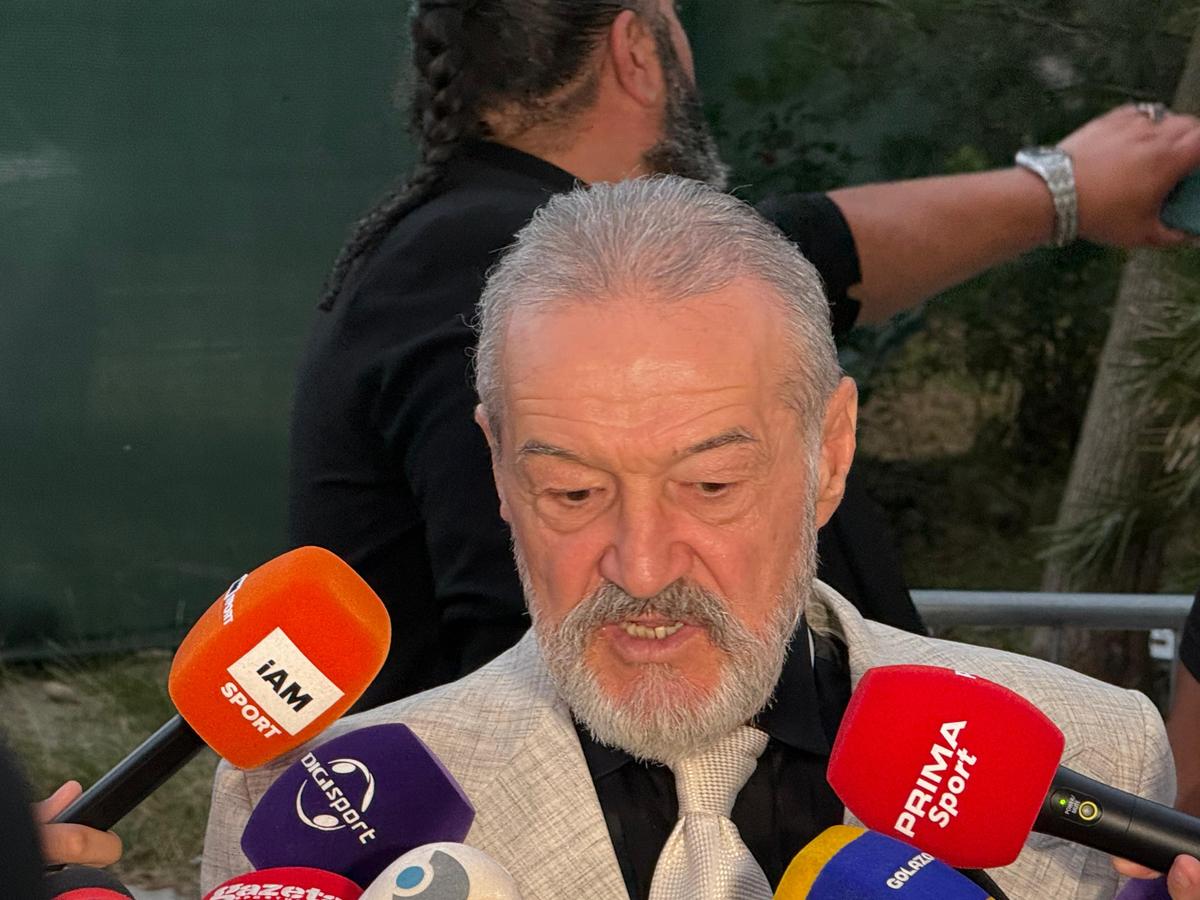 Cum a apărut Gigi Becali la nunta cuplului Kira Hagi - Thomas Ferfelis: „Am inima nebună, îmi vine să dansez!”