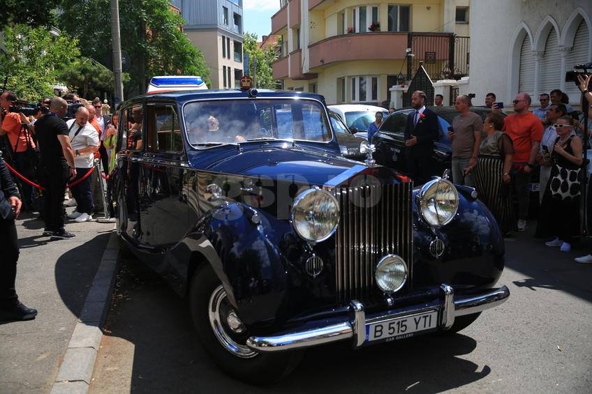 Kira Hagi a ajuns la biserica pentru slujba religioasa. Foto Ionuț Iordache (GSP.RO)