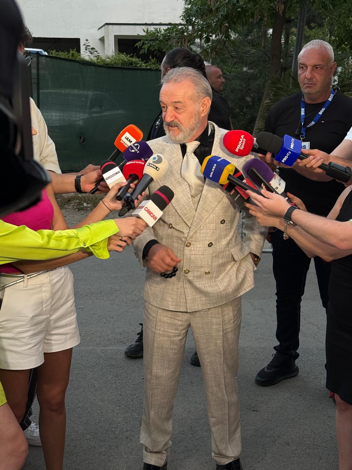 Gigi Becali, la nunta făcută de Kira Hagi și Thomas Ferfelis