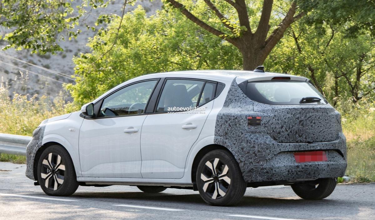 Imagini cu noua Dacia Sandero