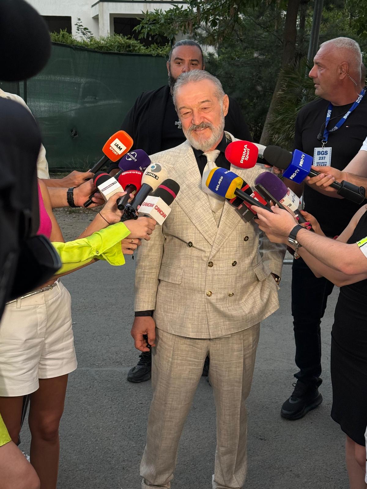 Noua modalitate de a se stabili titularii la FCSB: „Vrei TikTok? Uită fotbalul!” » Primul fotbalist vizat direct