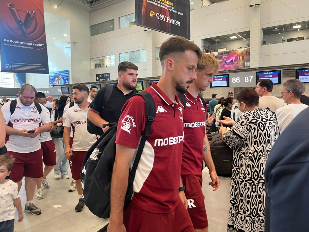 Rapid a plecat în Austria » Abia a fost transferat și a urcat în avion