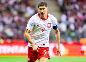 Joacă Lewandowski împotriva României? O legendă îi cere retragerea: „Uitați-vă la Messi”