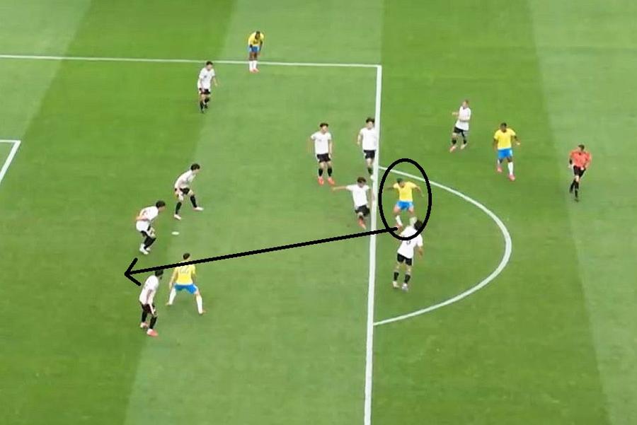 Pasa lui Bruno Guimaraes la golul lui Martinelli Raul Rusescu, uluit de ce a făcut brazilianul în prelungiri: „Pfff! Incredibil, incredibil așa ceva!”