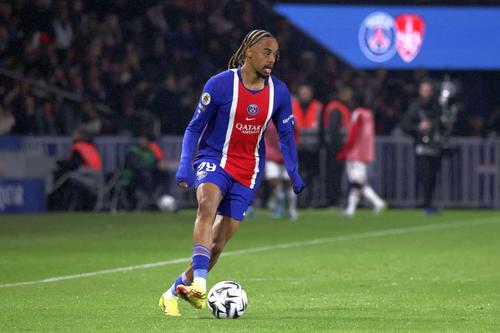 Bradley Barcola, în tricoul lui PSG / Foto: Imago Images