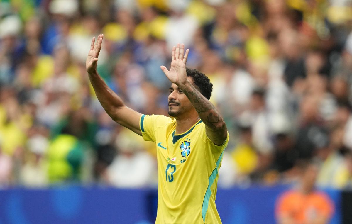 Brazilia s-a calificat dramatic în optimi la Campionatul Mondial » Gol DECISIV în minutul 90+5