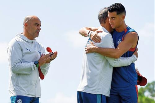 Tatăl „secundului” Ricardo Carvalho a murit în timpul Mondialului // foto: X @Portugal