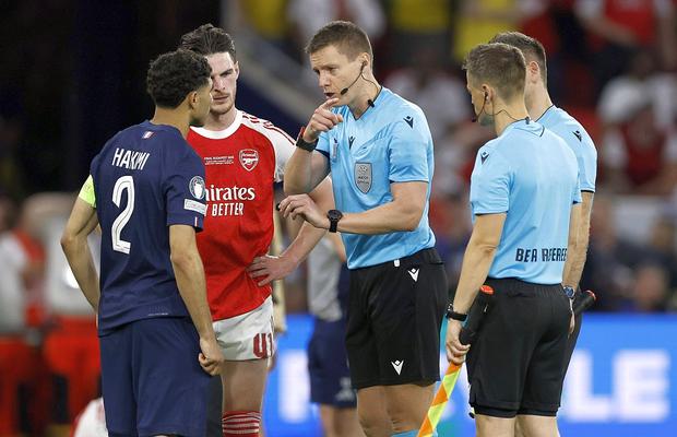 FIFA a vrut să modifice o regulă în plin Campionat Mondial, dar legiuitorii fotbalului s-au opus