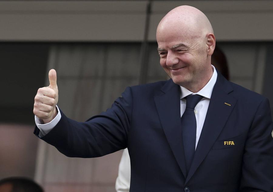 Cifre amețitoare: Gianni Infantino a zburat 66 de ore pentru a vedea 24 de meciuri la Campionatul Mondial
