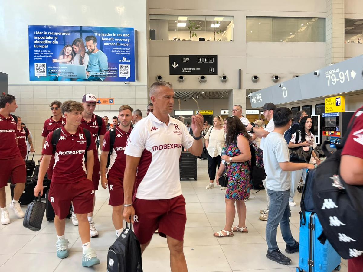 Rapid a plecat în Austria » Abia a fost transferat și a urcat în avion