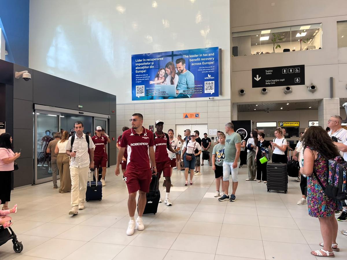 Rapid a plecat în cantonamentul din Austria