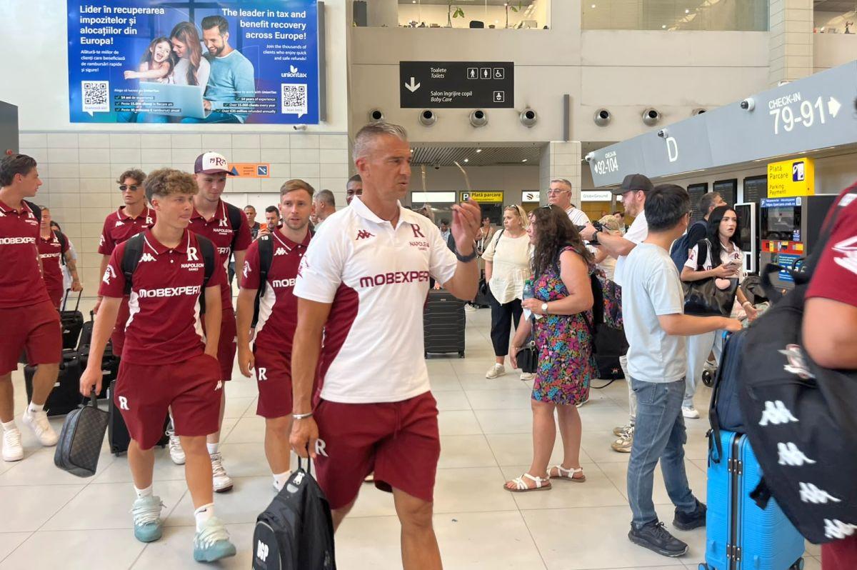 Rapid a plecat în Austria » Abia a fost transferat și a urcat în avion