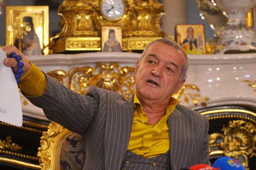 Gigi Becali nu-i lasă pe jucătorii de la FCSB
