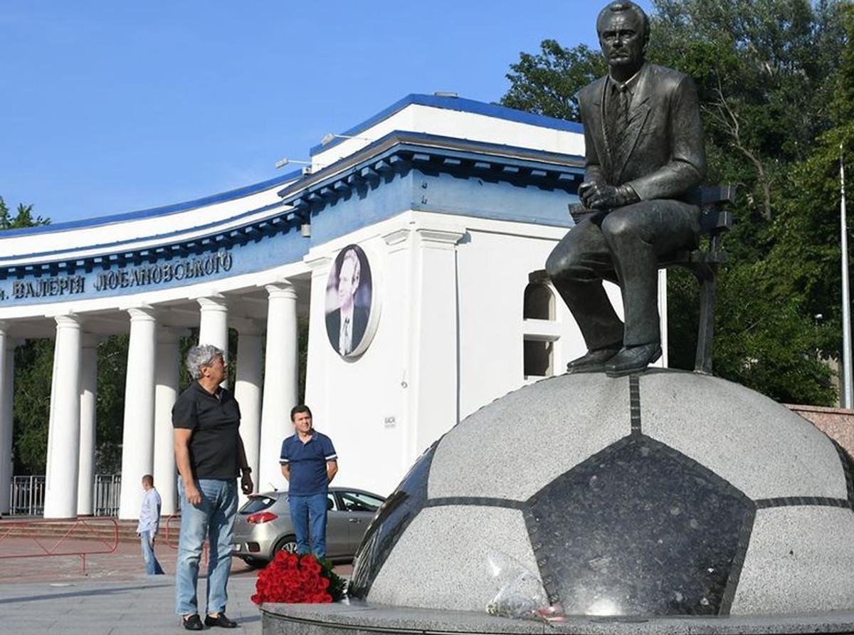 Altă problemă la Dinamo Kiev: a apărut primul caz de COVID-19. Prezentarea lui Mircea Lucescu, în pericol