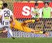 „ROȘU” direct în FC Argeș - U Cluj! Mladinovici a rupt echilibrul în minutul 39