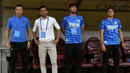 Viorel Tănase, primul din dreapta, la precedentul mandat la FCSB