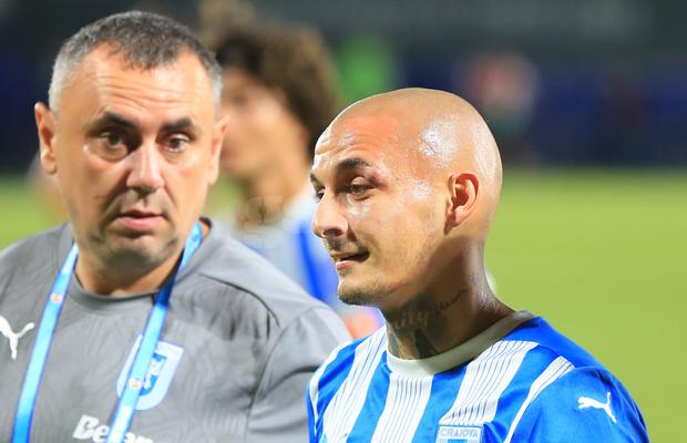 L-a învinețit pe Mitriță » Palma lui Ajeti i-a provocat un hematom serios vedetei Universității Craiova