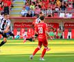 7 detalii observate de pe stadion la UTA Arad - Universitatea Cluj » „Zici că are artroză! Pe vremea mea, îi bătea pe teren”
