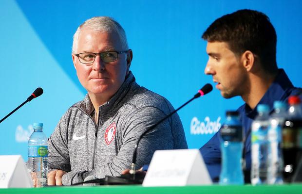 Bob Bowman, antrenorul geniului Michael Phelps, are un alt favorit decât David Popovici în finala de la 200 metri liber: „Dar românul are un cadru mintal bun”