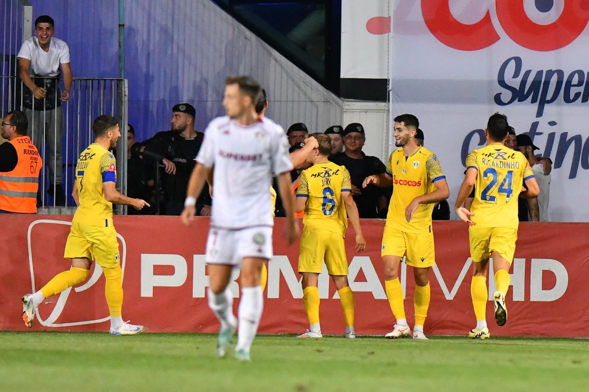 Ce l-a determinat pe Alex Pașcanu să vină la Rapid: „Am fost în galerie, am stat la 5-10 minute de stadion”