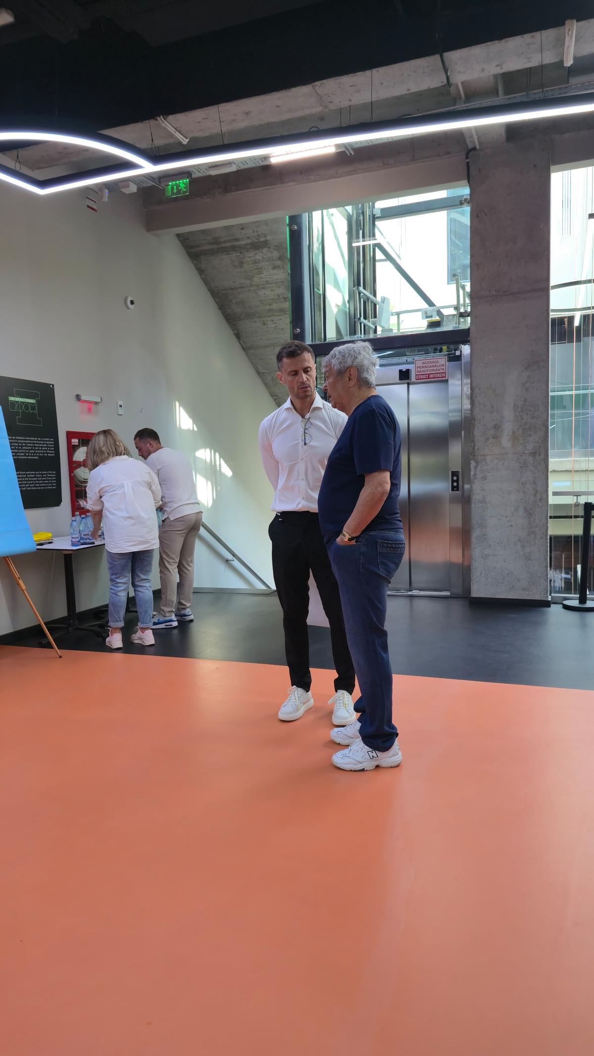 Mircea Lucescu, la Muzeul Fotbalului, în ziua în care a împlinit 80 de ani