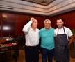 L-au făcut pe Copos să scoată banii! Imagini printre mese de la petrecerea lui Mircea Lucescu » Momentul care a declanșat o criză de râs