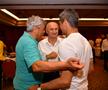 L-au făcut pe Copos să scoată banii! Imagini printre mese de la petrecerea lui Mircea Lucescu » Momentul care a declanșat o criză de râs