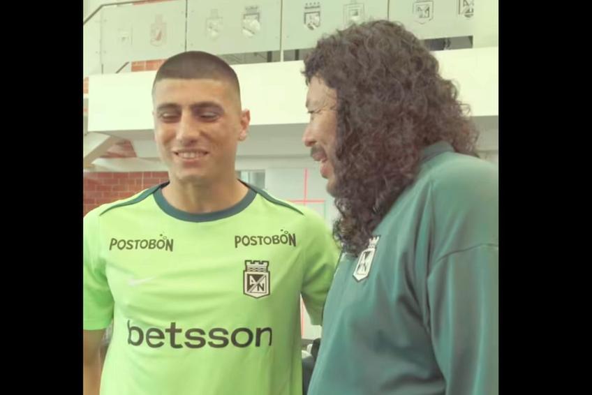 Juan Bauza, prezentat în compania lui Higuita la Atletico Nacional
