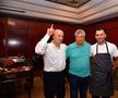 L-au făcut pe Copos să scoată banii! Imagini printre mese de la petrecerea lui Mircea Lucescu » Momentul care a declanșat o criză de râs