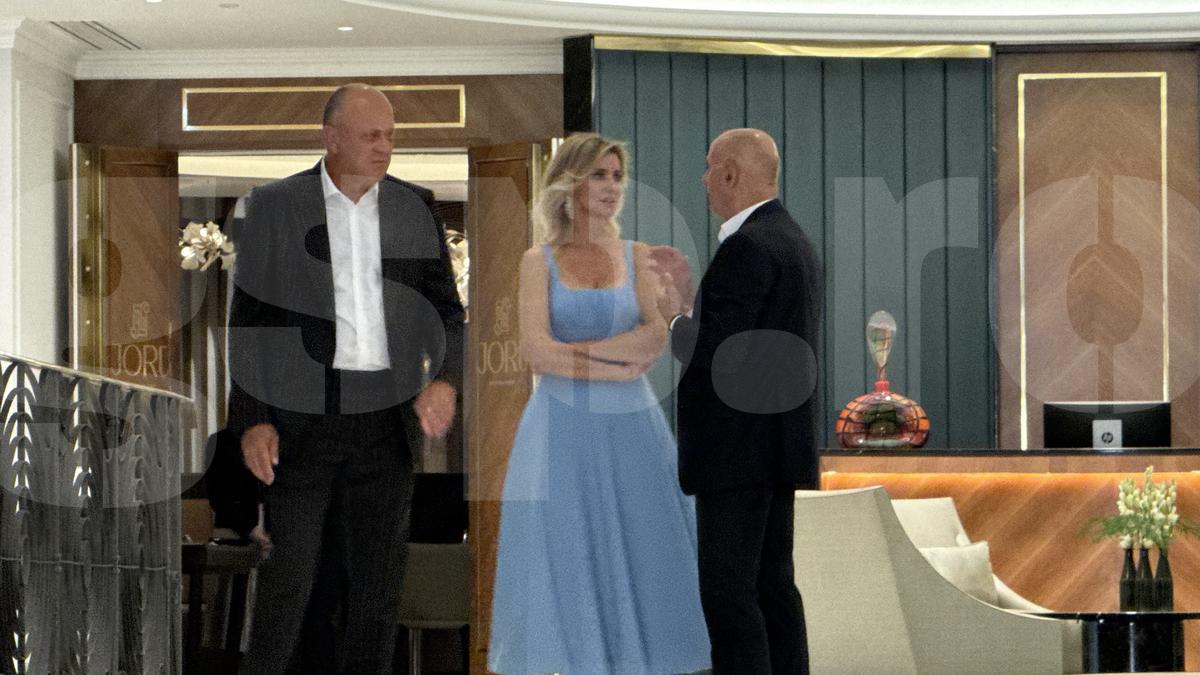 Petrecere VIP în cinstea lui Mircea Lucescu cu nume grele din politică și din fotbal! Cum a apărut Diana Șucu și ce meniu de 5 stele au primit invitații