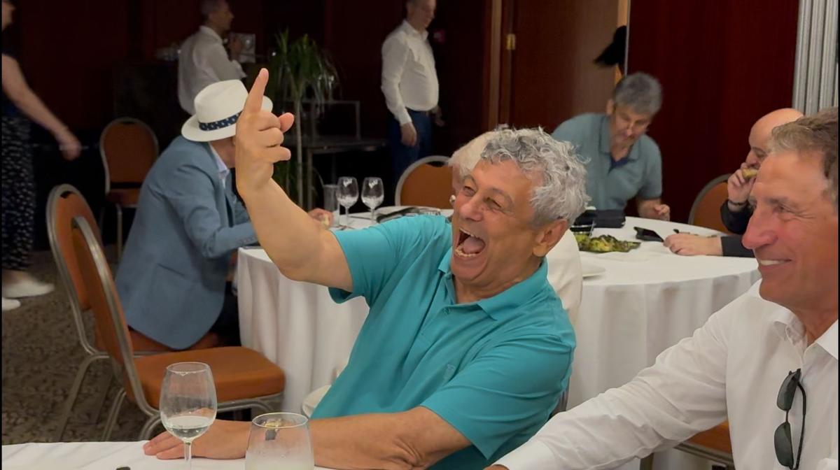L-au făcut pe Copos să scoată banii! Imagini printre mese de la petrecerea lui Mircea Lucescu » Momentul care a declanșat o criză de râs
