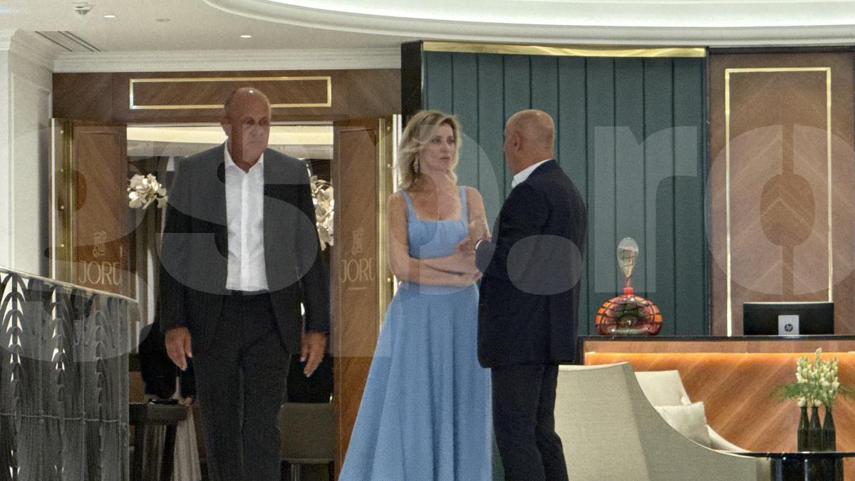 Petrecere VIP în cinstea lui Mircea Lucescu cu nume grele din politică și din fotbal! Cum a apărut Diana Șucu și ce meniu de 5 stele au primit invitații