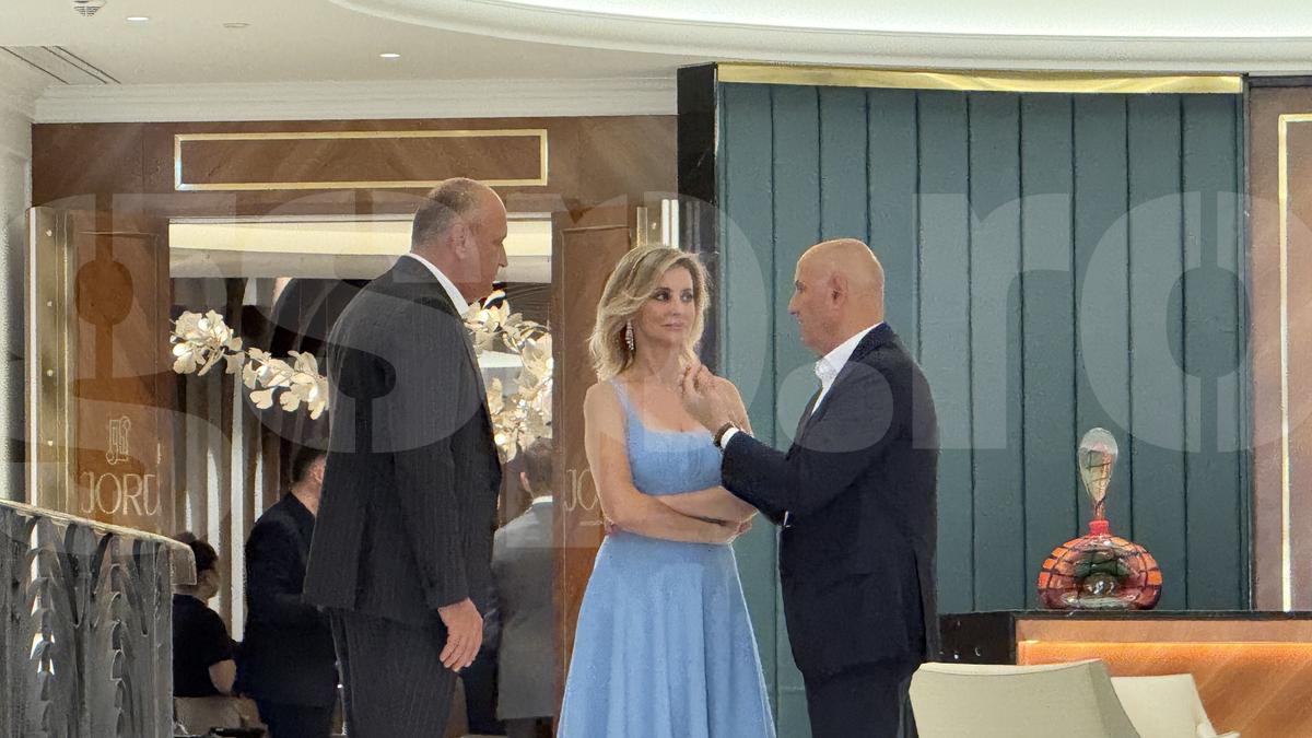 Petrecere VIP în cinstea lui Mircea Lucescu cu nume grele din politică și din fotbal! Cum a apărut Diana Șucu și ce meniu de 5 stele au primit invitații