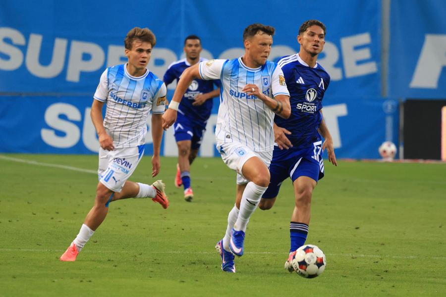 Oltenii s-au blocat în fața campioanei Bulgariei, Levski, iar Adrian Rus și compania au părăsit Champions League: Coelho a ratat „obiectivul zero”. Foto: Ionuț Iordache (GSP) De ce a răbufnit Filipe Coelho după eșecul Craiovei cu Levski: „Ăsta e motivul real!”. E pe făraș? + Felgueiras sub presiune în culise