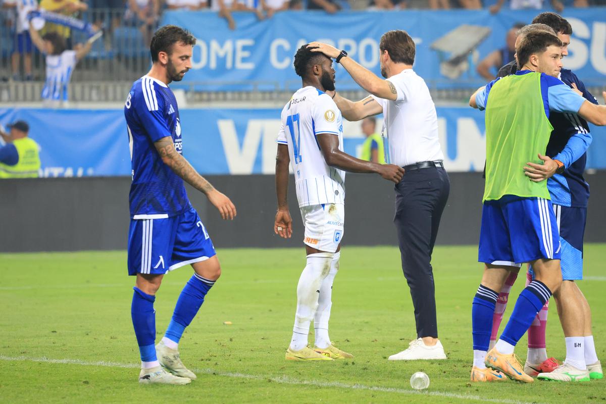 Jucătorii Craiovei, la finalul meciului cu Levski