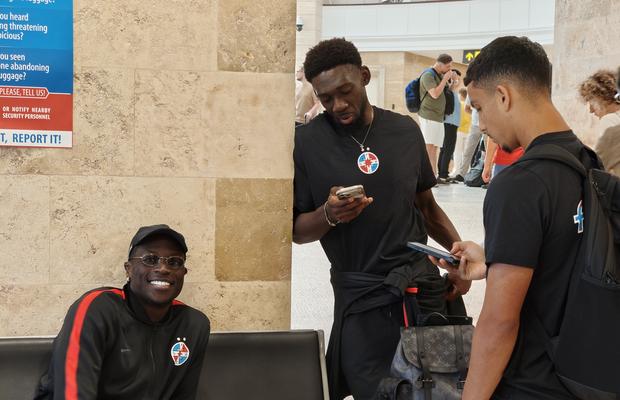 FCSB a decolat spre Letonia, pentru returul cu FK Auda » Batubinsika, în lot, dar sunt și trei absențe